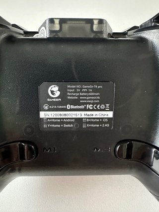 Mando Pro Switch