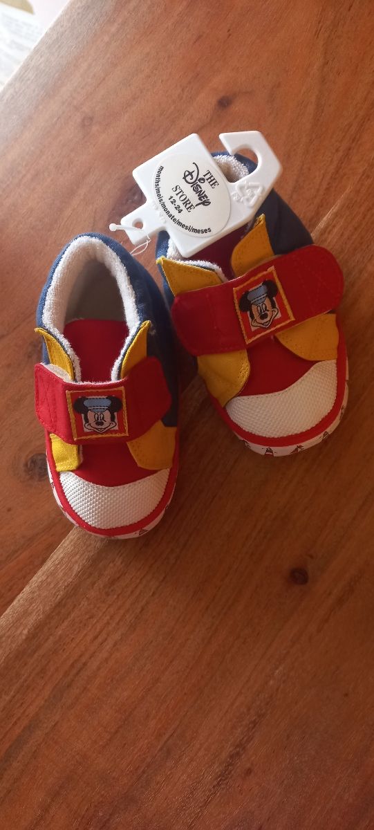 Zapatos bebe