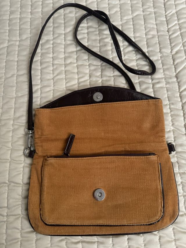 Bolso pana marca Essentials de el Corte inglés