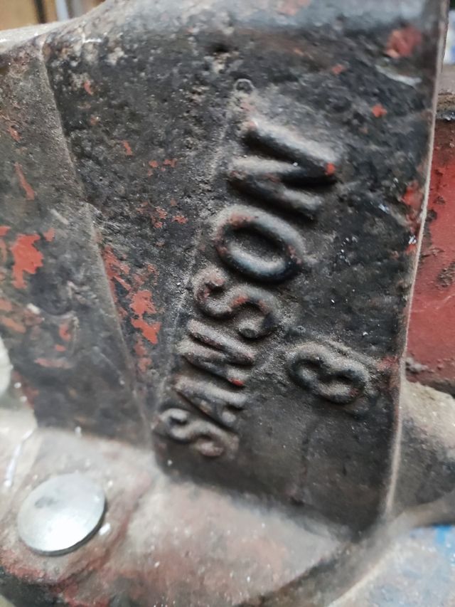 Tornillo de banco Sansón 3