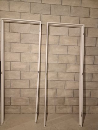 Puertas de madera blancas 