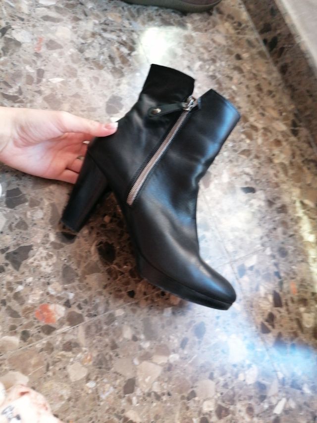 Botas con tacon de arreglar