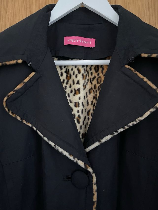 Gabardina con forro acolchado