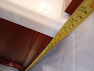 Mueble baño madera rustico.