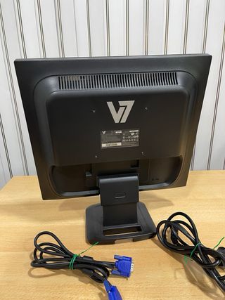 Monitor V7