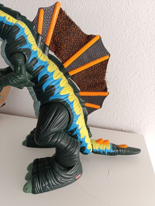 Dinosaurio Spinosaurio interactivo