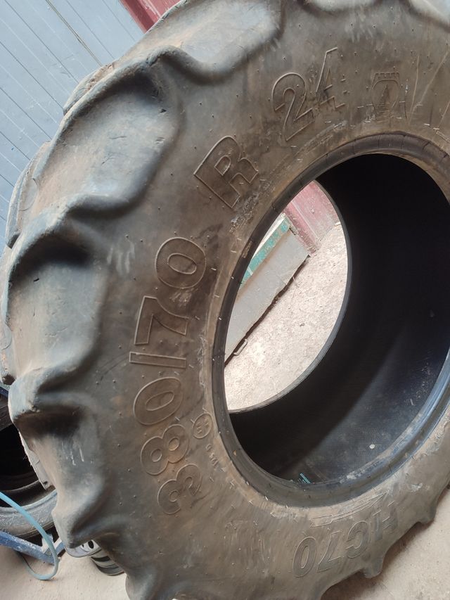 NEUMÁTICO 380/70/24 CONTINENTAL