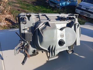 Pareja de faros de mercedes w201 190