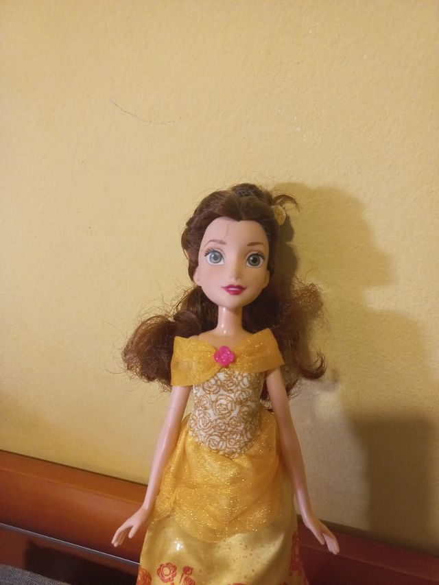 Muñeca PRINCESA BARBIE BELLA