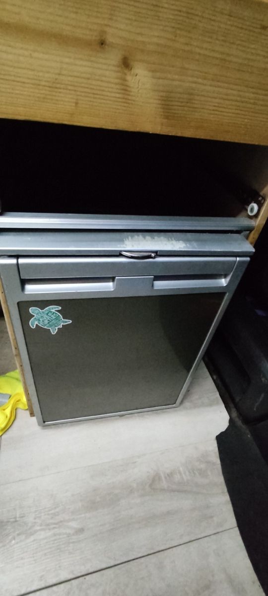 Nevera Waeco 12v 50lt.