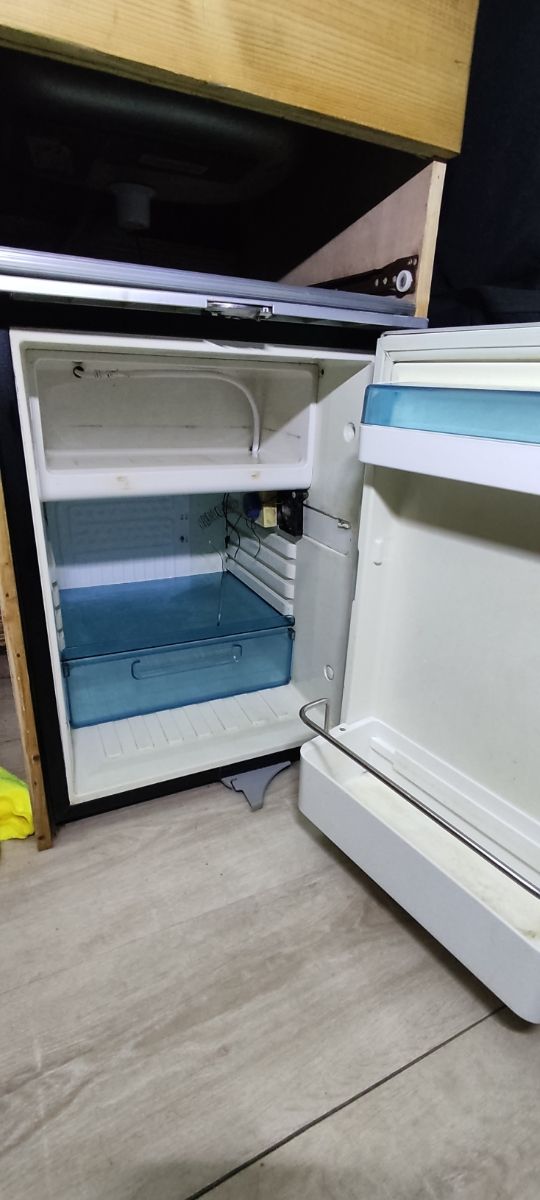 Nevera Waeco 12v 50lt.