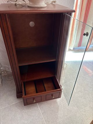 Mueble auxiliar equipo de música