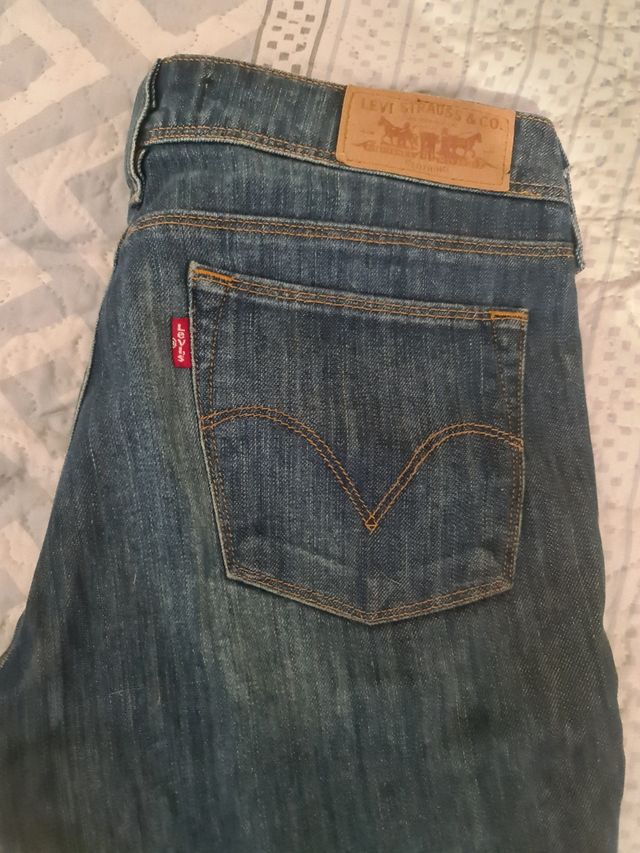 Levi's 40