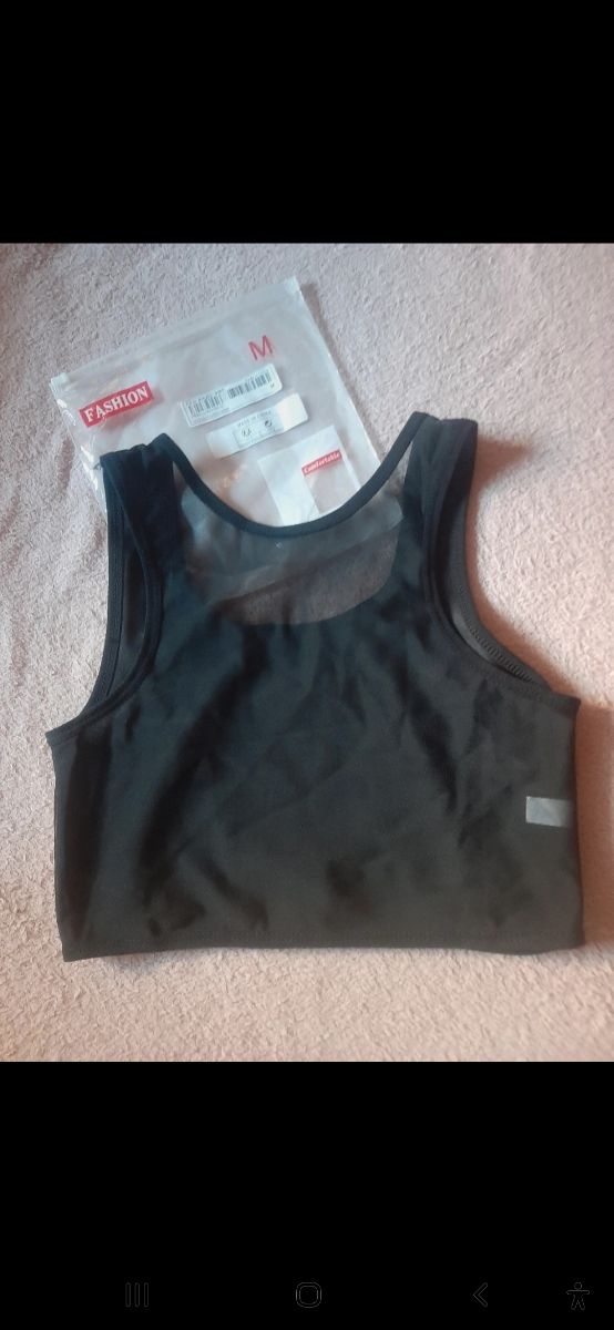 Top moldeador con hebilla para mujer