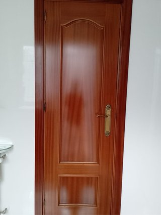 Puerta madera