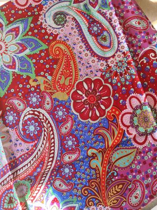 Pañuelo seda multicolor 85x85 cms