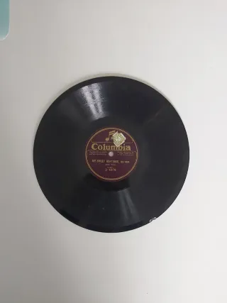 N° 10 dischi 78 giri vari titoli