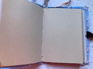 Libreta solidaria gato Mofusand y 2 bolis