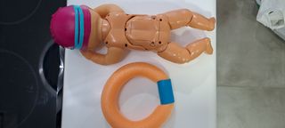 Nenuco Muñeca nadadora
