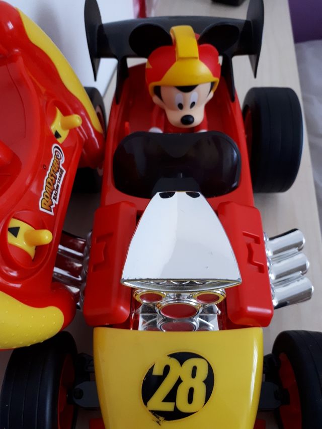 Mickey Mousse coche teledirigido