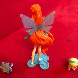 Winx Frozen e altro Disney Kinder e varie