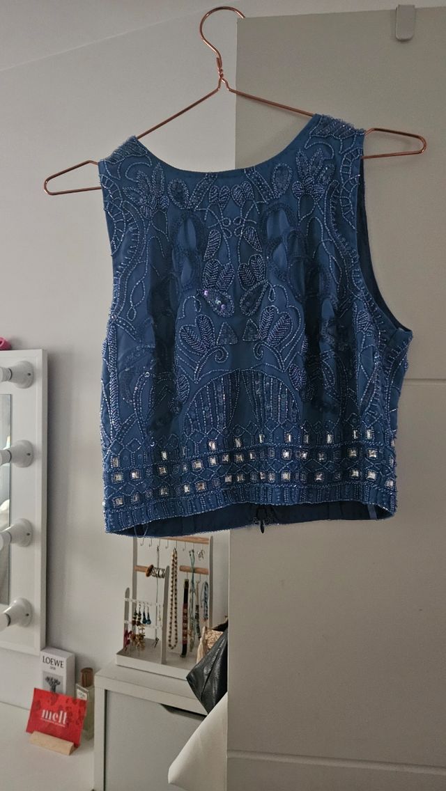 Top lentejuelas azul