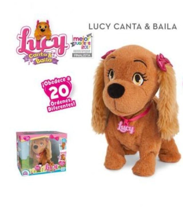 Perrita Lucy canta y baila