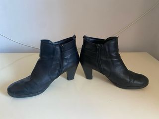Botas de piel
