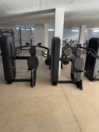 Press militar en maquina salter