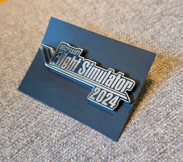 Pin y llavero aluminio msfs2024