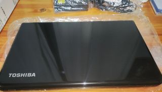 Portátil Toshiba C55-A-1H9