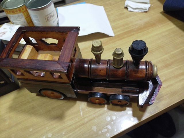 Baule con orologio nuovo molto bello