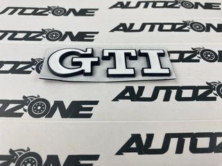 Emblema GTI blanco/negro para maletero Volkswagen