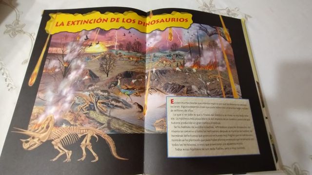 Gran Libro de los Dinosaurios