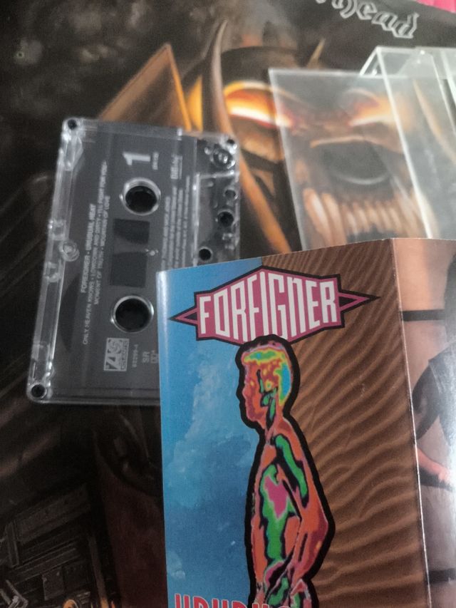 Cassette foreigner
