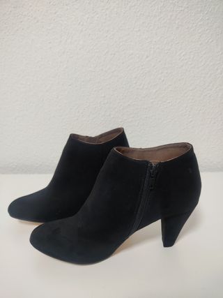 Botines negros de ante t.38