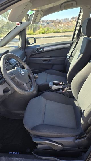 Opel Zafira 2006