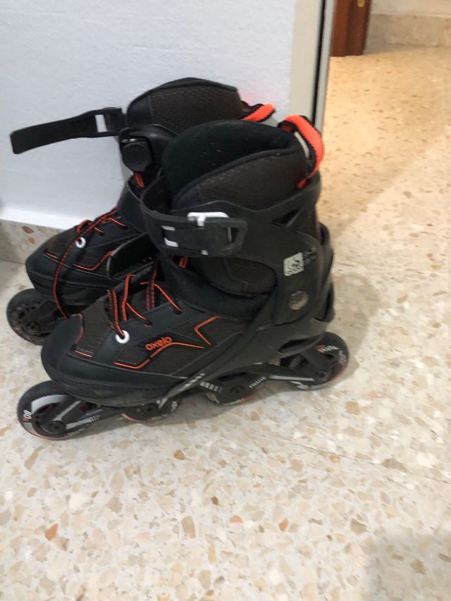 Patines en línea y casco