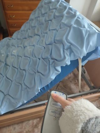 Cama geriatrica eléctrica + colchón antiescaras