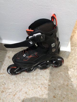 Patines en línea y casco