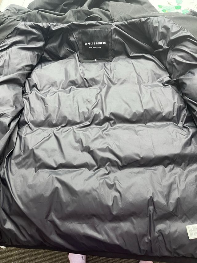 Abrigo JD negro talla S Supply  Demand