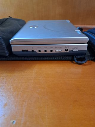 REPRODUCTOR DVD PORTATIL AIRIS