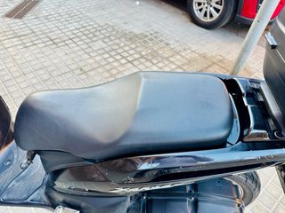 Yamaha XCenter 125 cc 43.900 km Etiqueta C