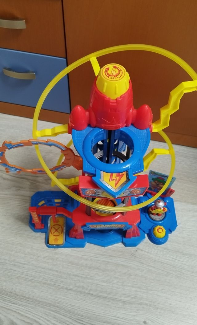 SUPERTHINGS - Training Tower