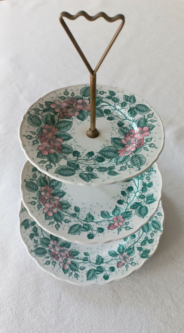 Laveno alzata a tre piani vintage