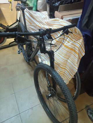 Bicicleta montaña.Cannondale fsi 4 carbono