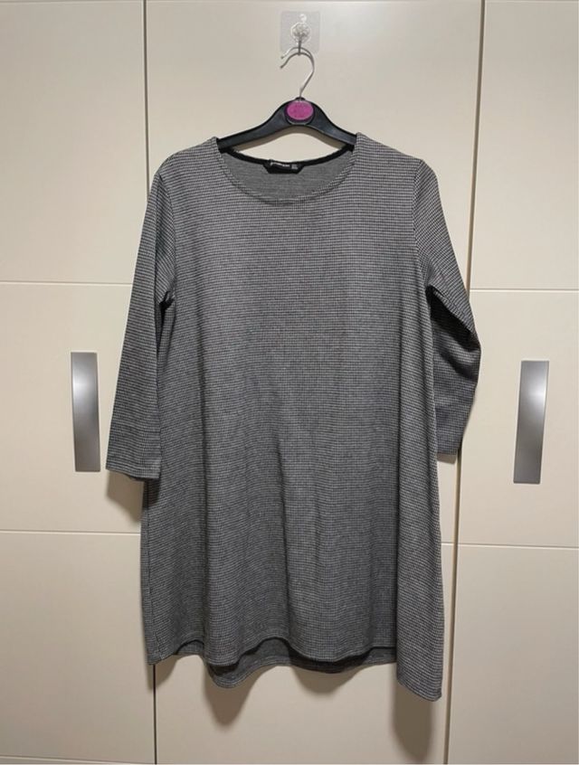 Vestido Stradivarius TL