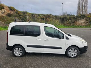 PEUGEOT PARTNER 1.6 COMBI 5 PLAZAS. 1 AÑO GARANTIA