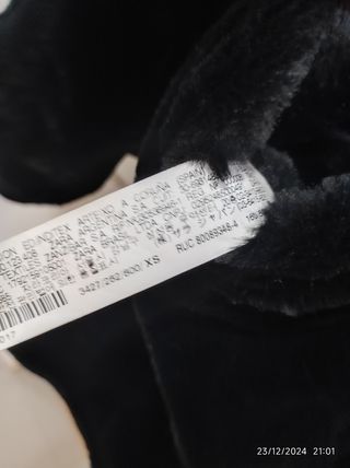 Abrigo, chaqueta y parka reversible con pelo Zara