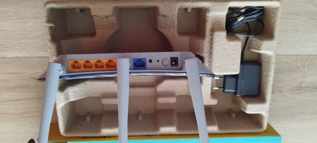 Router tp link AC750